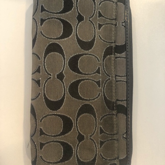 Coach Gray Tone on Tone Wallet - Picture 6 of 10